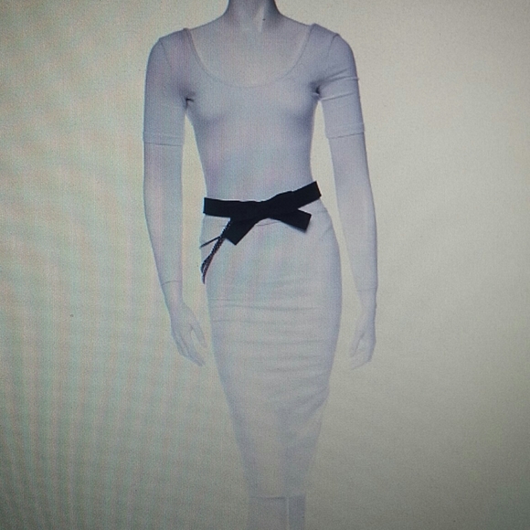 CHANEL - Bow Chain Belt - Picture 3 of 5